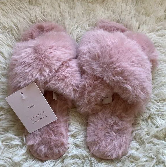LC Lauren Conrad Pink Plush Slide Slippers