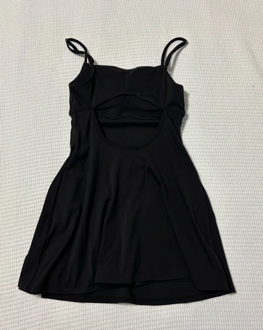 Black Athletic Dress Size M