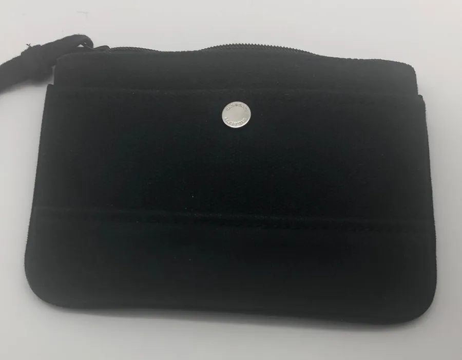 LANDS’ END Wristlet.