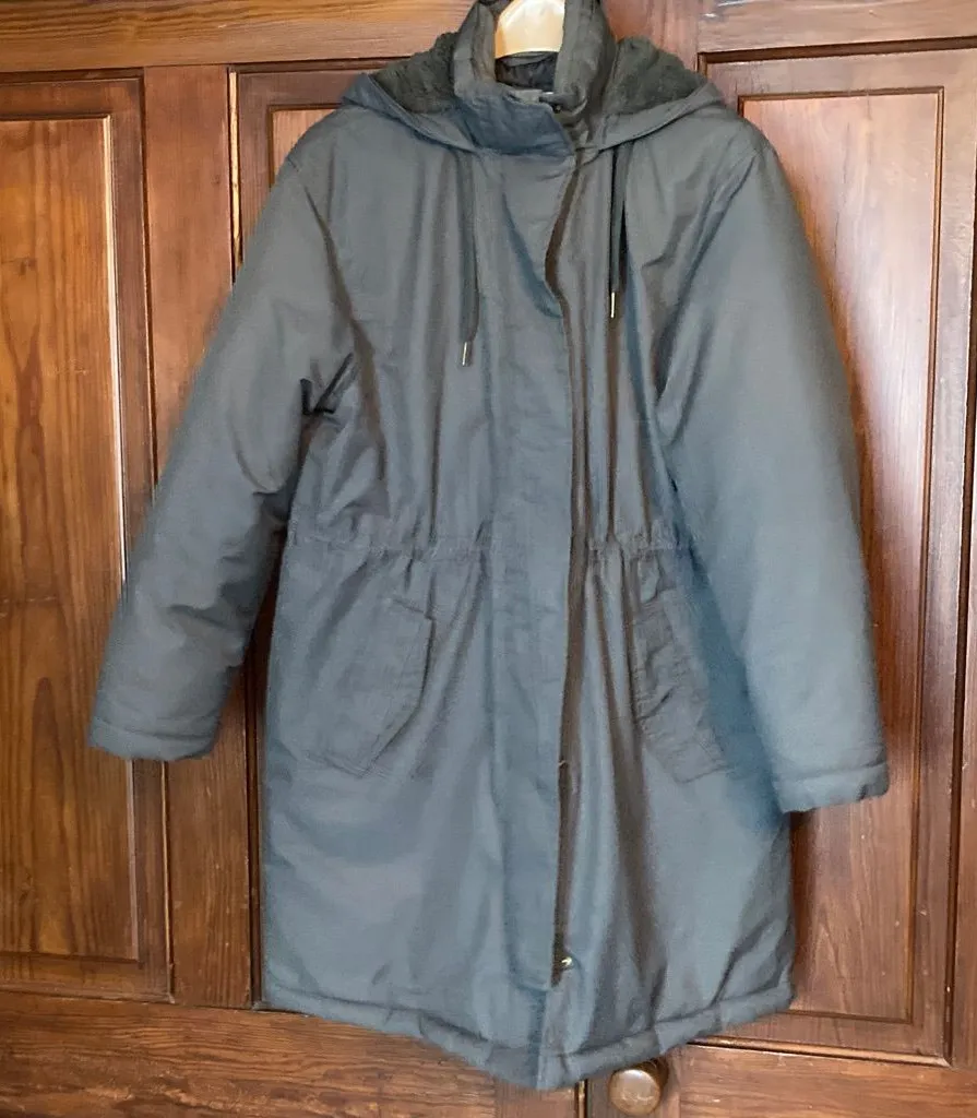 Universal Thread Women’s Long Gray Parka Hooded Zip Puffer Jacket Size Large