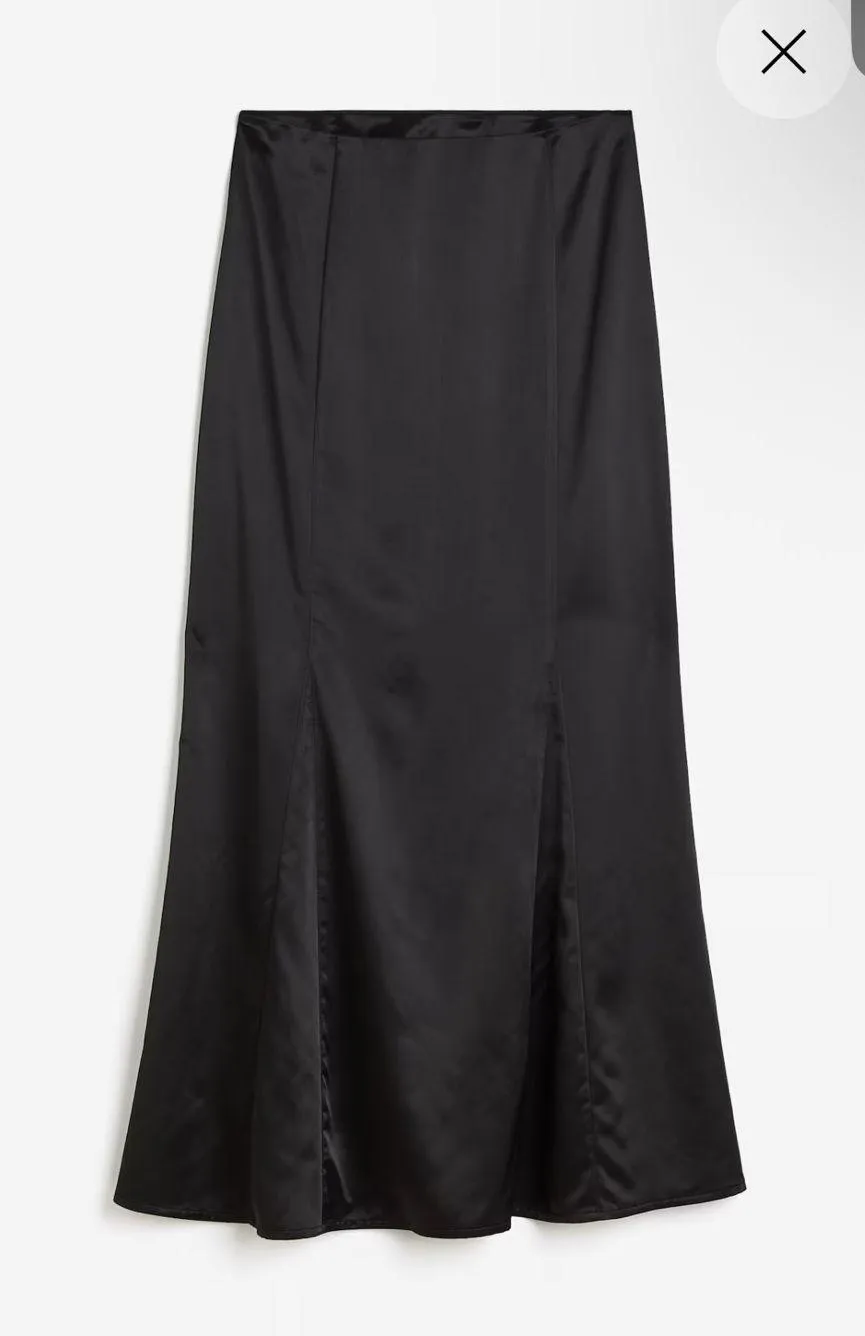 H&M CRÊPED SATIN SKIRT