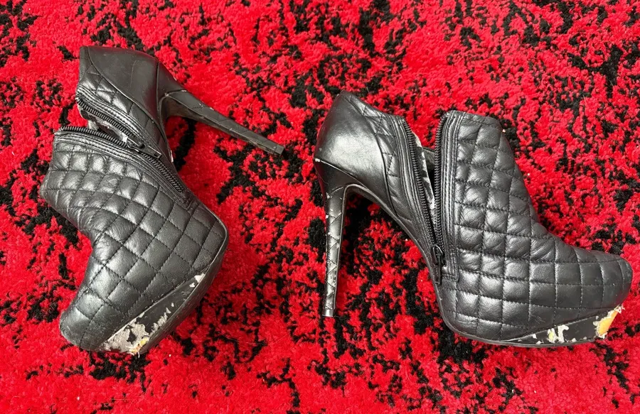 Black Cushioned Black Tall Stiletto Heels