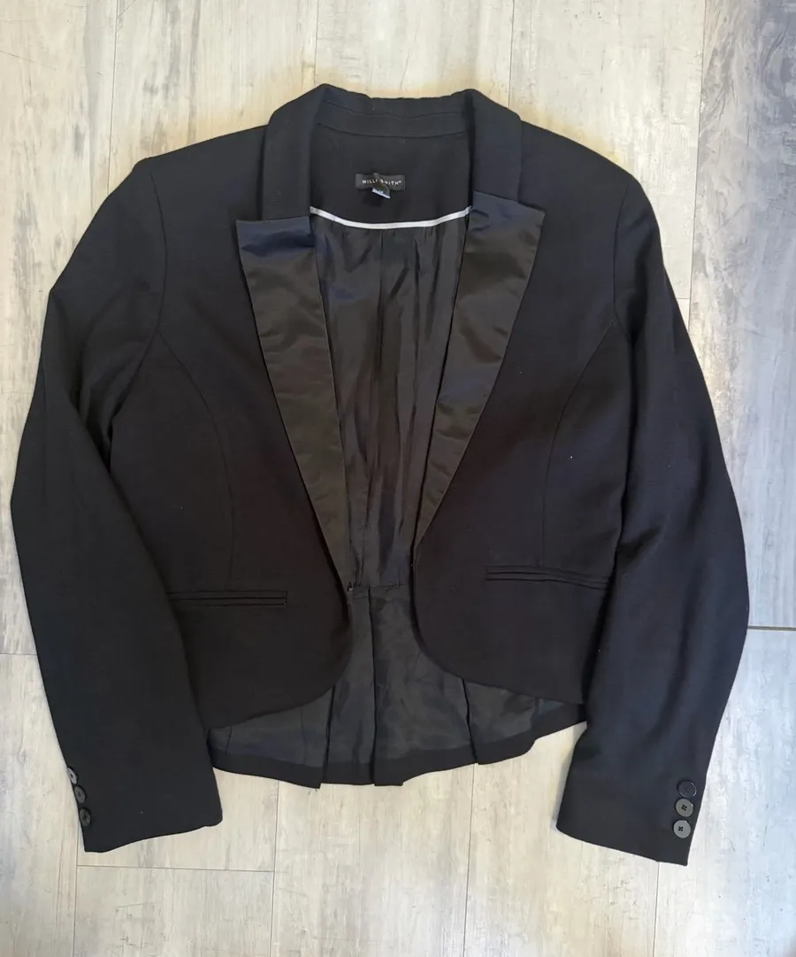 Willi Smith Black Cropped Satin-Trim Blazer