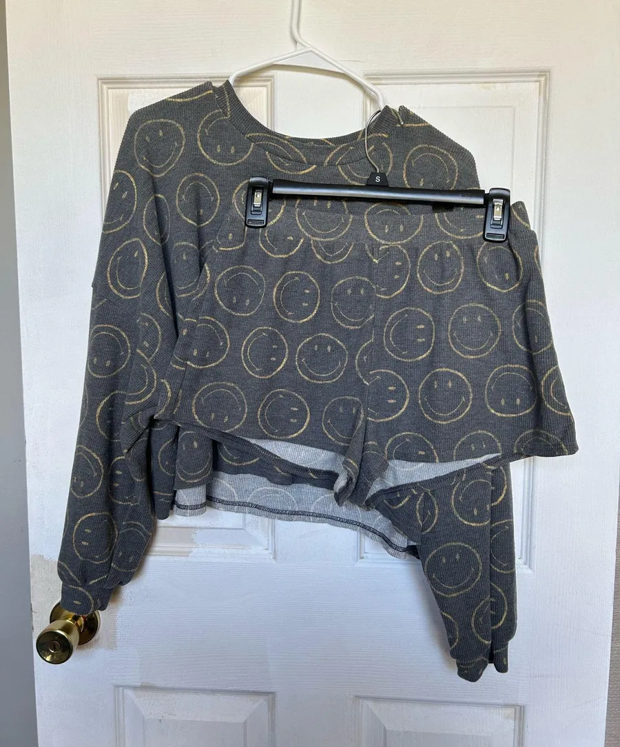 American Eagle x Smiley Pajama Set