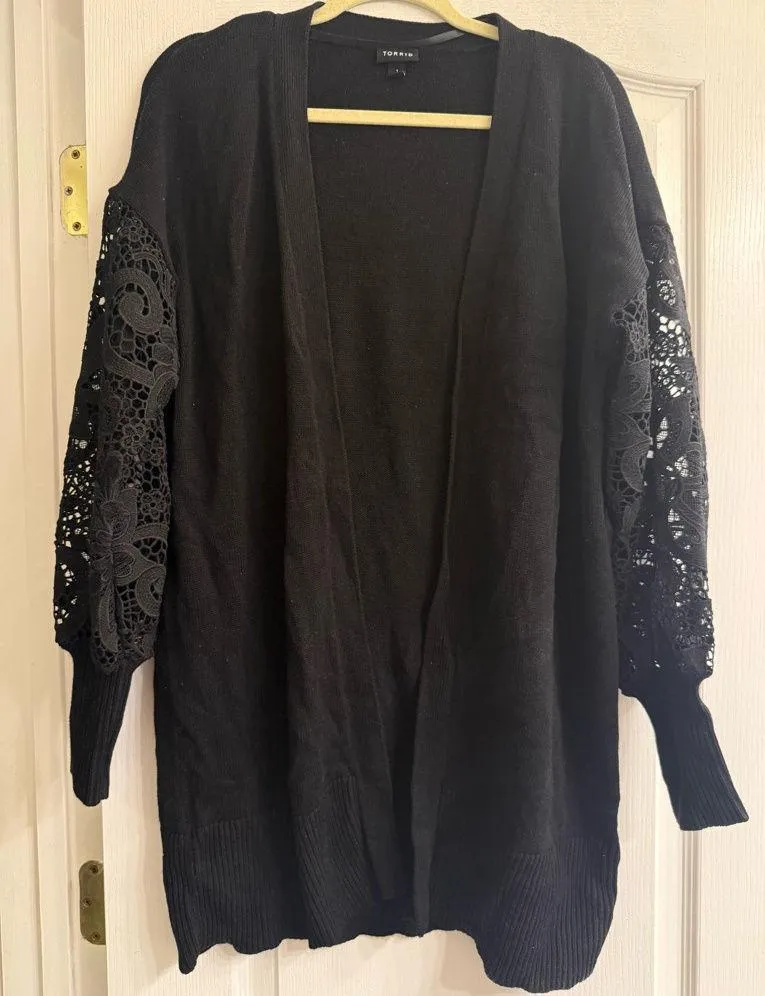 Torrid Black Eyelet Lace Balloon Sleeve Open Sweater Cardigan - size 1