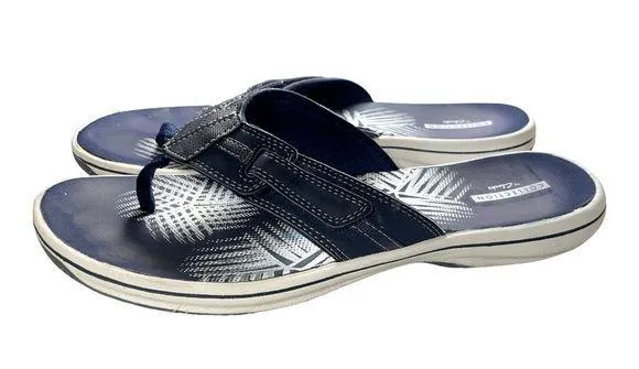 Clarks Collection Women's
Flip Flops Navy/White
Adjustable Strap Width Size
10M