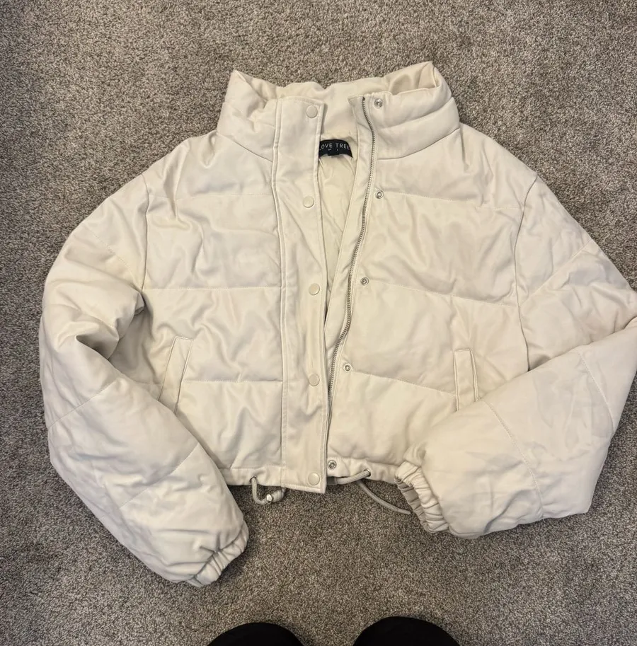 Love Tree Ivory Cropped Puffer Jacket