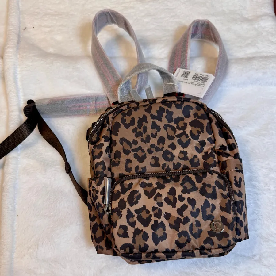 Lululemon everywhere backpack mini Aird prints with metal hardware