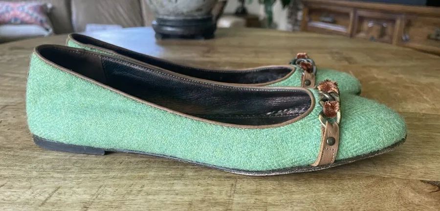 J.Crew Women’s Green Wool Ballet Flats Leather Lining and Chain Detail, Sz 7