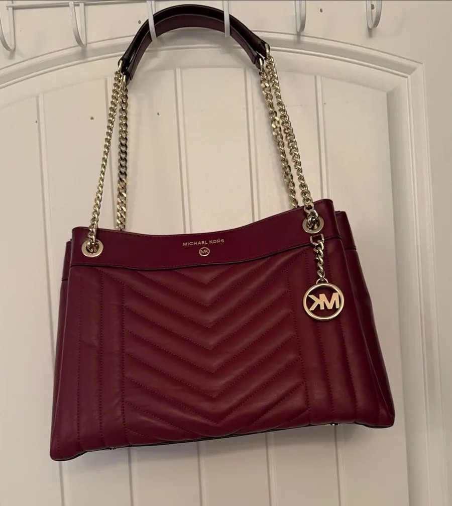 Michael Kors Wine Quilted Chain-Handle Shoulder Bag