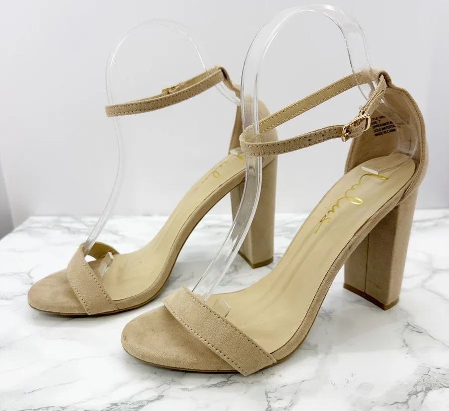 Lulus Taylor Women's Size 7 Beige Faux Suede Ankle Strap Block Heel Sandals