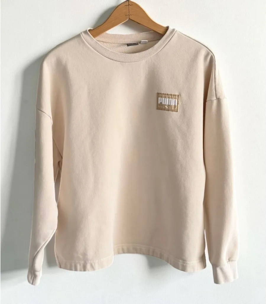 Puma Womens Crewneck Sweatshirt Beige Tan Logo Patch Fleece Pullover Large