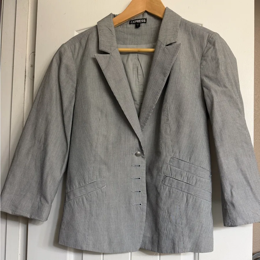 Express Women's Light Gray Suit Jacket
