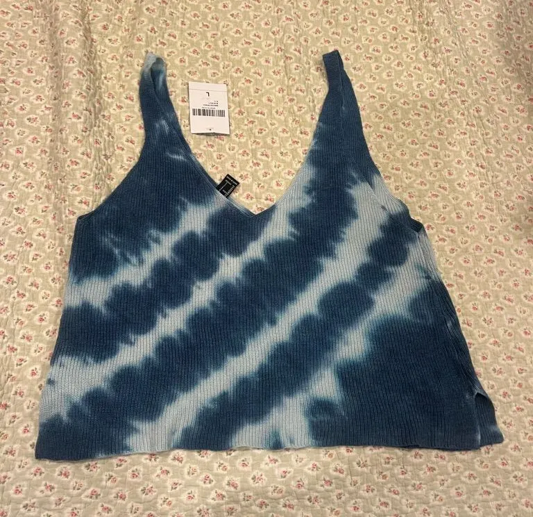 Forever 21 Blue Tie-Dye Ribbed V-Neck Tank
