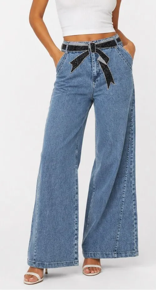 NEW La' Ros Wide Leg Jeans Bow Rhinestone Embellished Light Wash SMALL Blue Size undefined