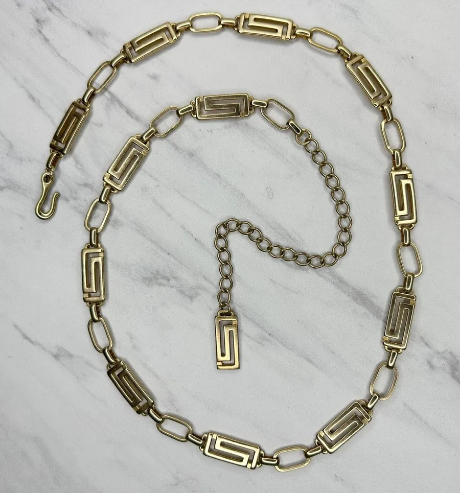 Vintage Greek Key Gold Chain Belt Medium/Large (M/L) ✨
