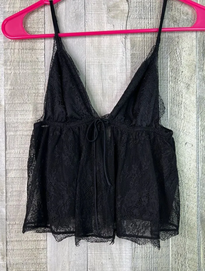 Victoria’s Secret Medium Black Lace Tie Front Spaghetti Strap Cropped Cami