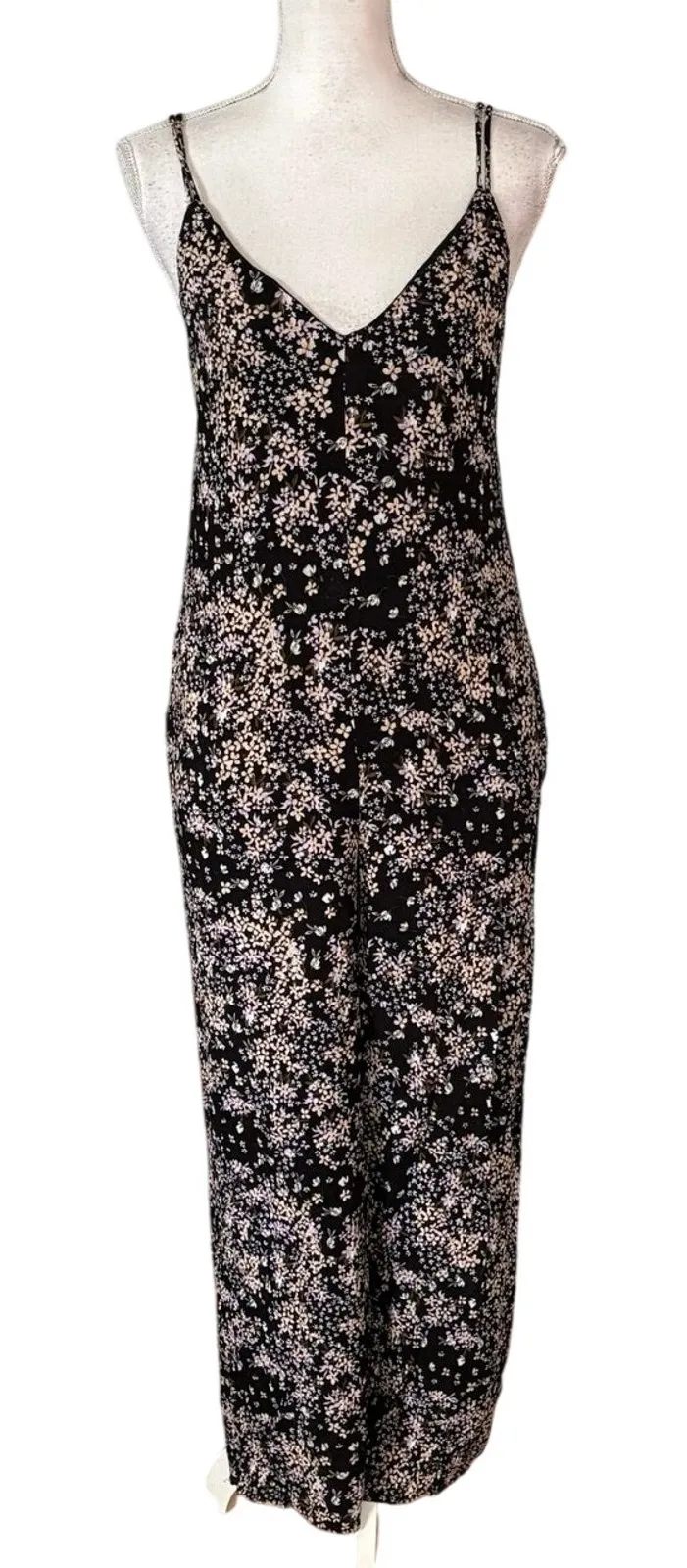 Lulus Size S Black Floral Print Jumpsuit Wide Leg Tie Back Pockets V Neck