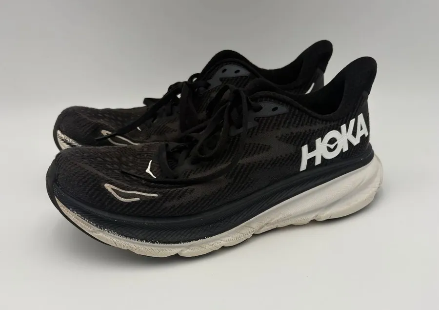 Hoka Clifton 9 Woman’s 7.5B One One Hiking Shoes in Black and white