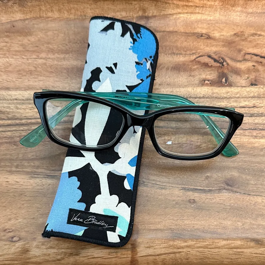 Vera Bradley Camofloral Meryl Turquoise/Black Reading Glasses