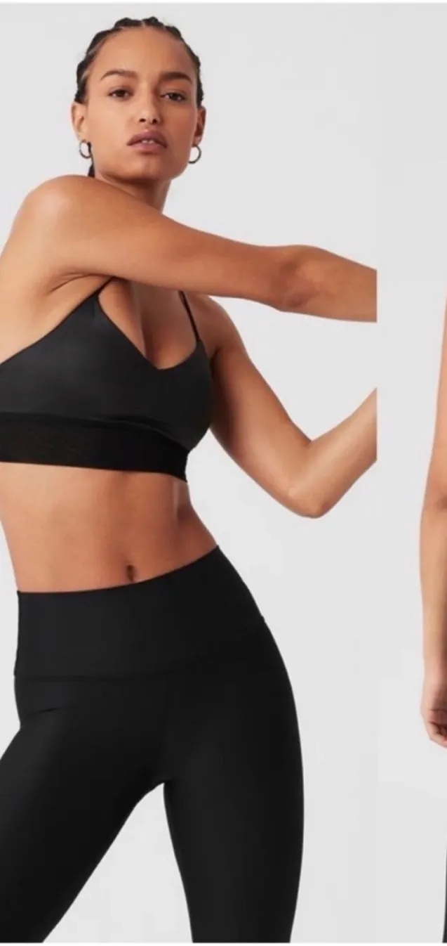 ALO Yoga Glossy Strappy Sports Bra - Black xs mesh bottom