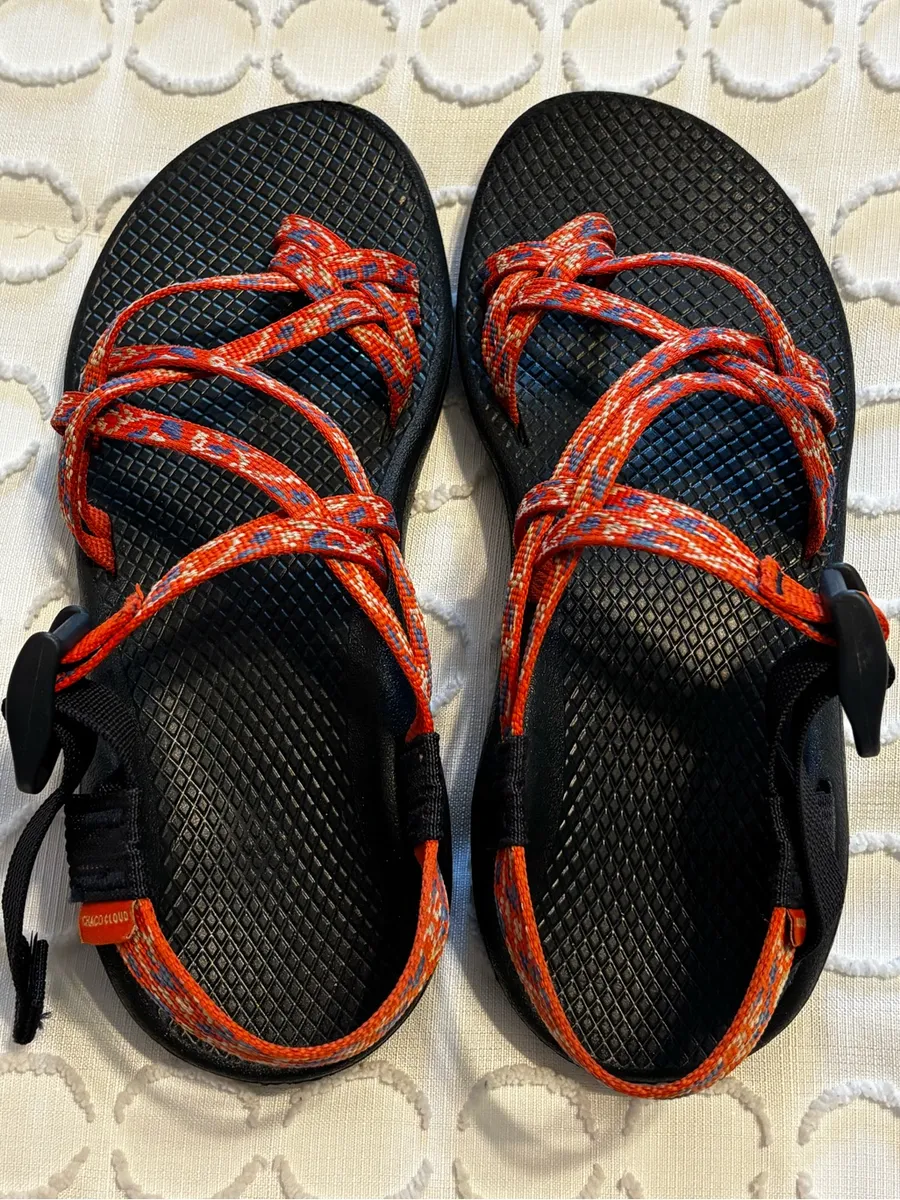 Chaco Z2 X Cloud Sandal in Botanic Spicy Orange size 9