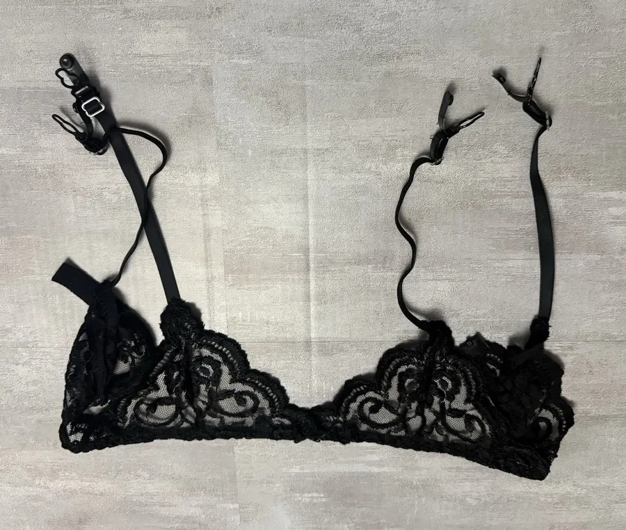 Vintage Victoria's Secret Gold Label Black Lace Garter Belt 90s 80s Canada Made