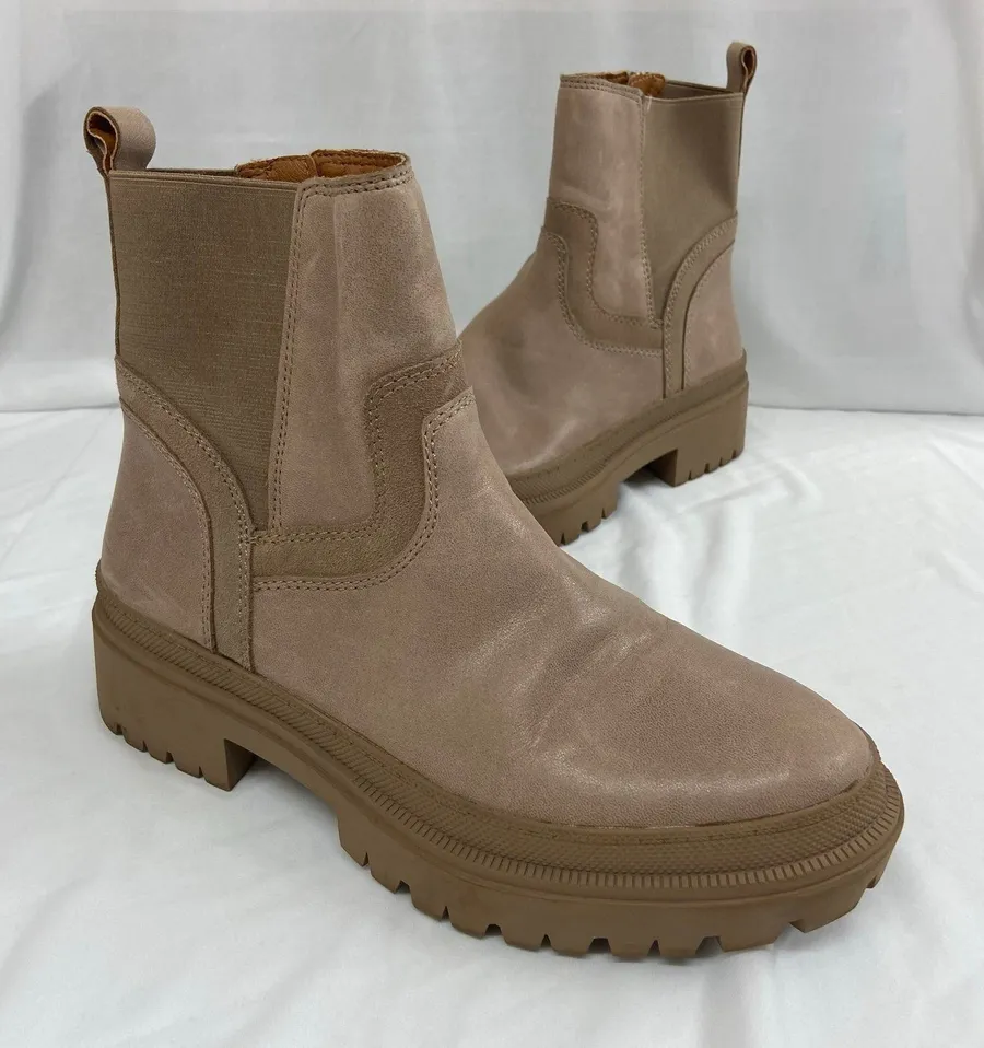 Lucky Brand women's Eabile tan suede taupe leather zip chunky ankle boots 8.5