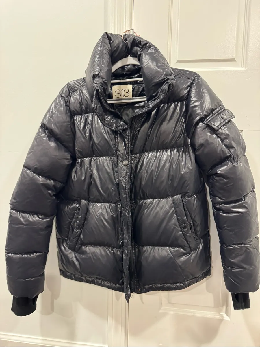 S13 Women's Shiny Black Puffer Coat with High Collar