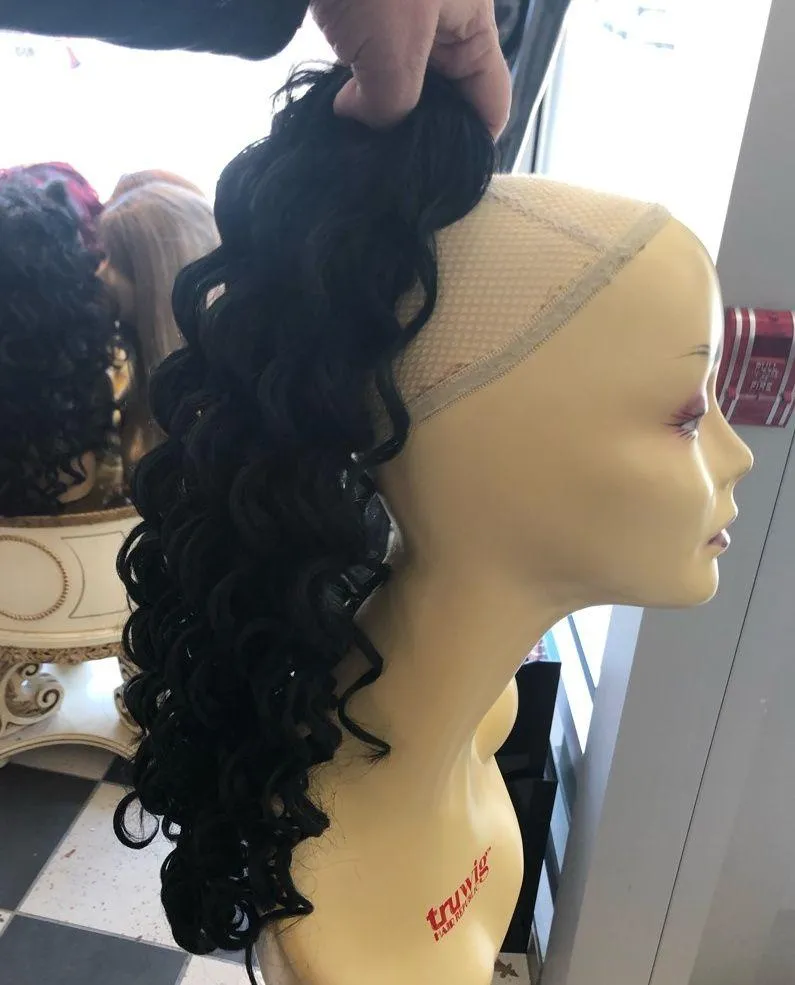 Long black ponytail 19 inch long curly jaw Clipin Size 18