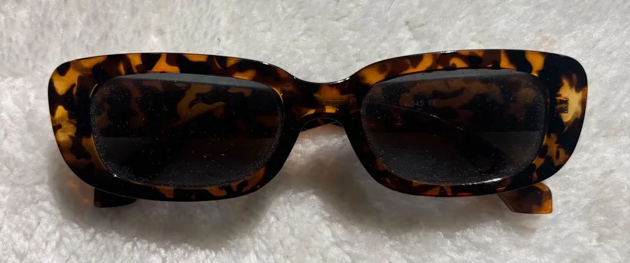 Tortoise Shell Rectangular Sunglasses Retro 90s Y2K Brown Animal Print Shades