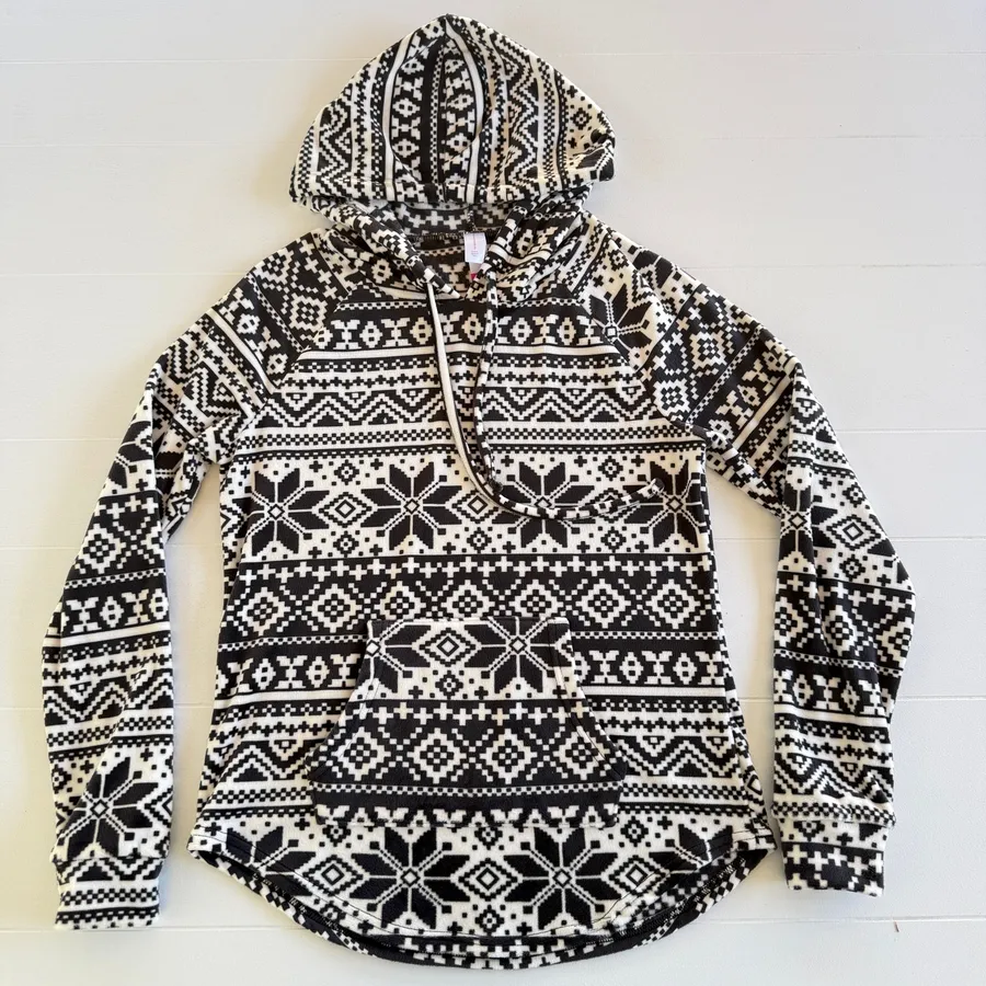 No Boundaries Womens Tribal Fleece Hoodie Pocket Medium 7-9