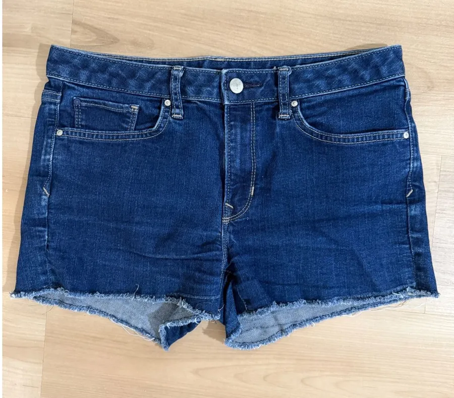 Gap Denim Slim Cut-Offs Blue 28r Womens Raw Hem Casual Shorts 1969 Maddie Rinse