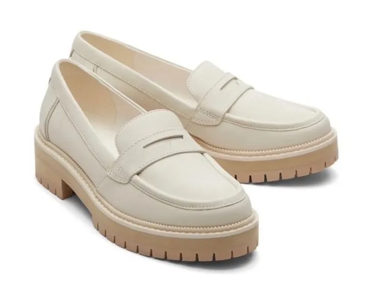 Toms ivory leather loafers women's size 7 trendy business casual soft grunge