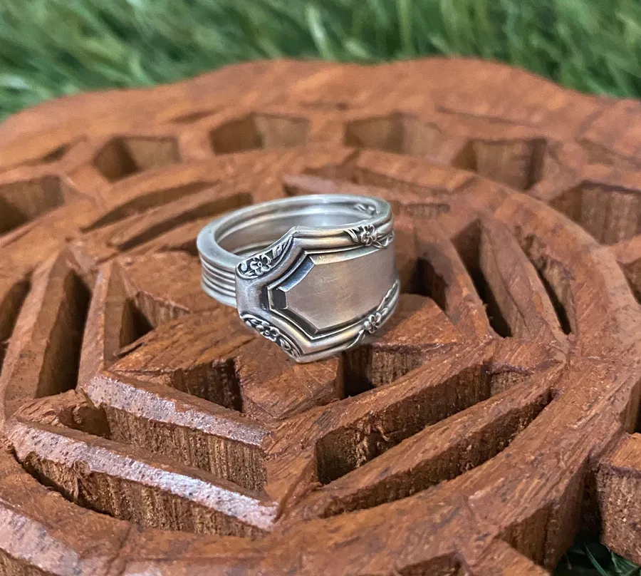 Ring Size 8 Silver