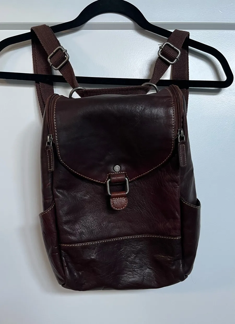 Unisex Brown Leather Backpack/Crossbody
