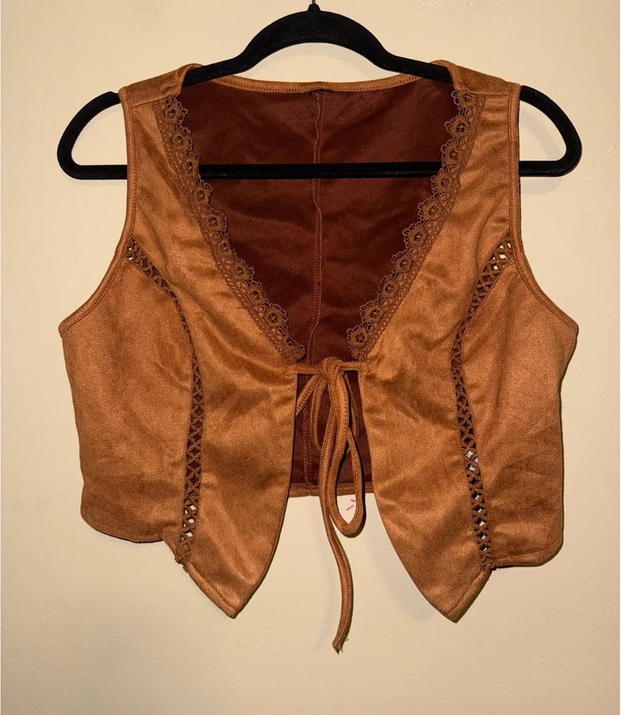 Brown Faux Suede Cropped Vest Crochet Lace Trim Tie Front Boho Western L Size L