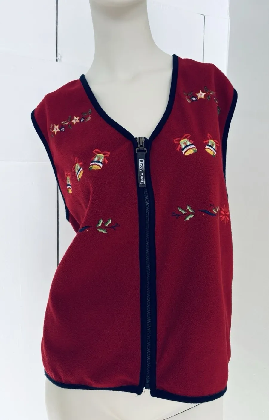 Vintage Erika Sport Womens Fleece Vest Red Embroidered Bells Holiday Christmas M Size M