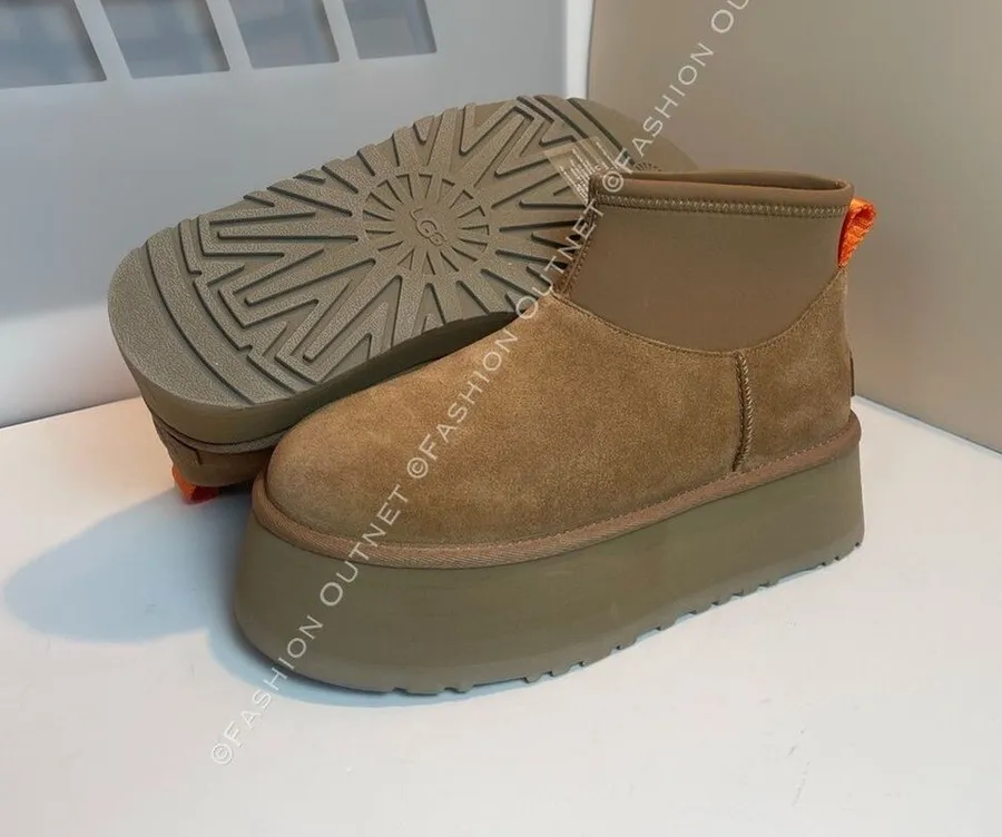 UGG Women’s Classic Mini Dipper Shearling Fur Platform boots Chestnut Sz 7