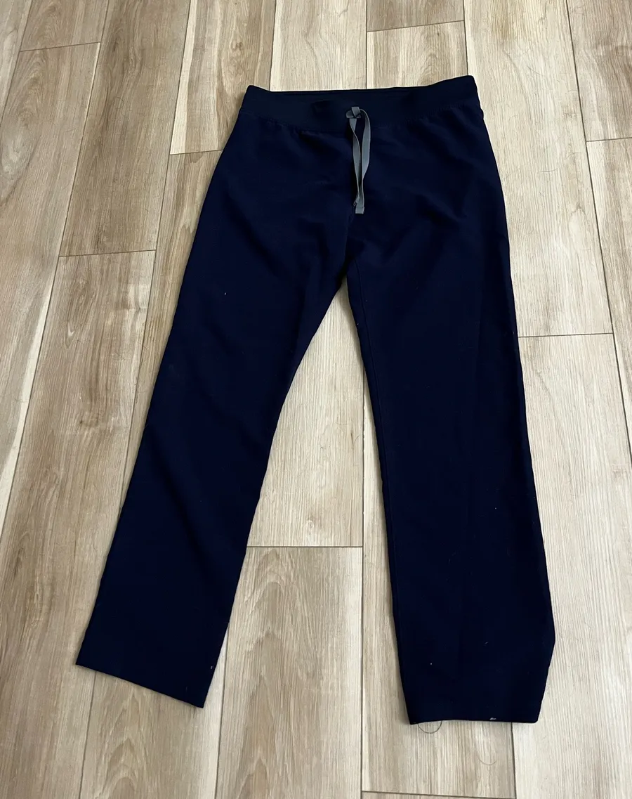 Women’s M/T Figs scrub bottoms