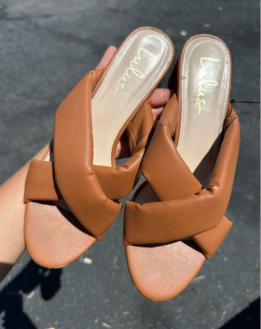 Women’s Lulus Braided heeled slides sandals mules open toe 8.5