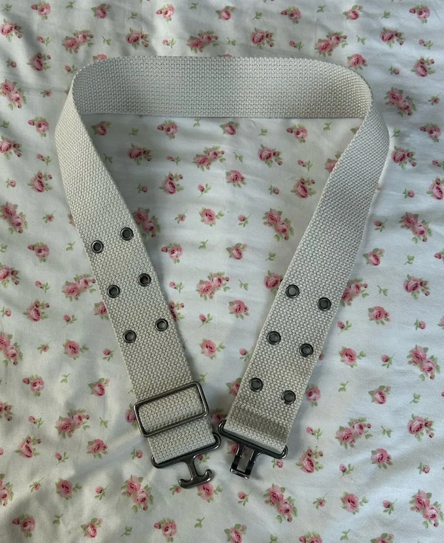 Textured Ivory Grommet Belt with Gunmetal Hardware Gray