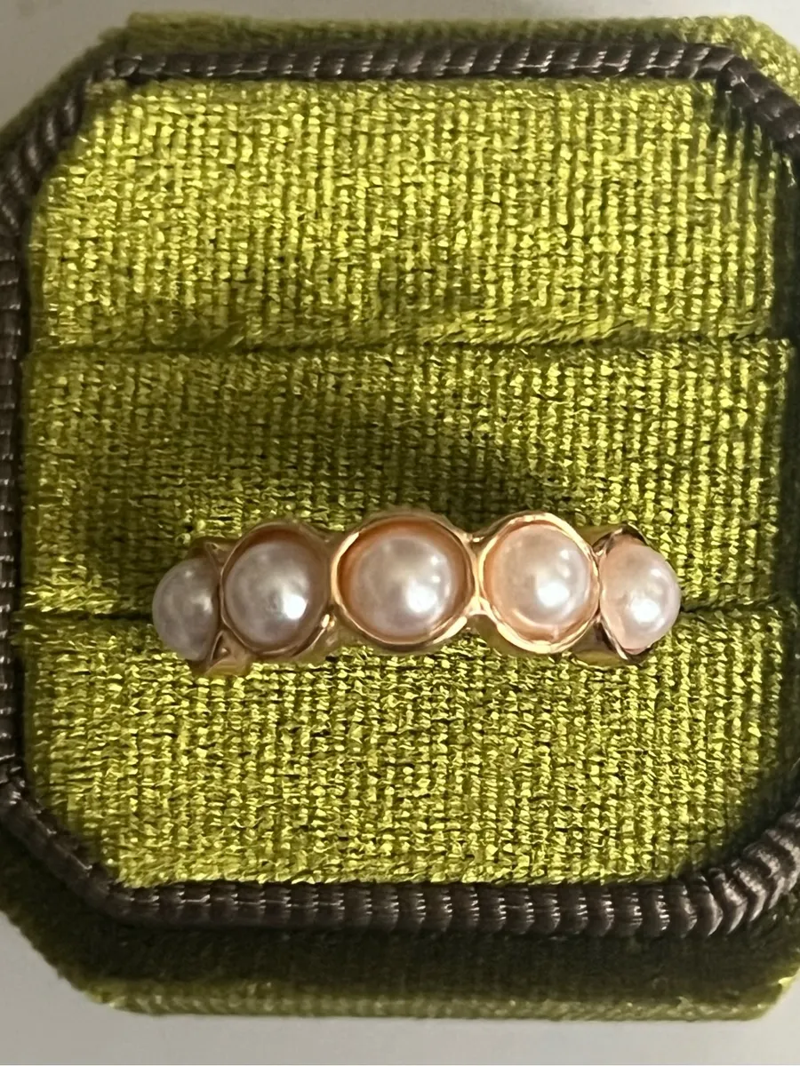 Gold Pearl Five
