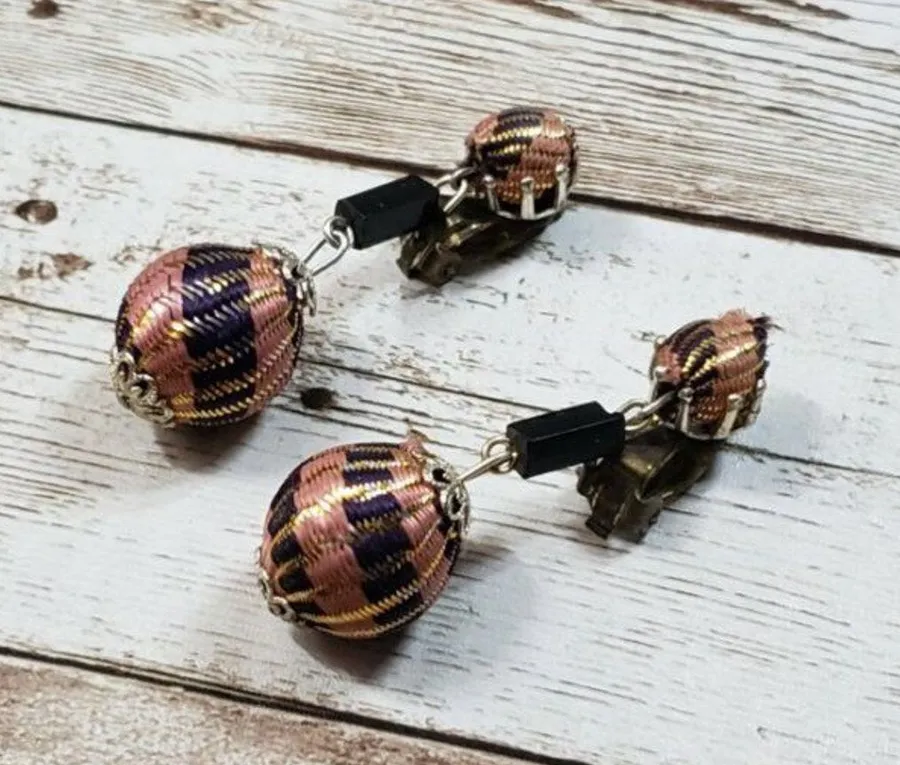 Vintage Clip On Earrings
