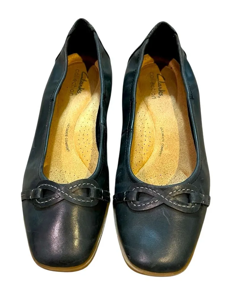 Clarks Women's Leather Slippers women's 8M Comfortable flex cushioned sole GUC