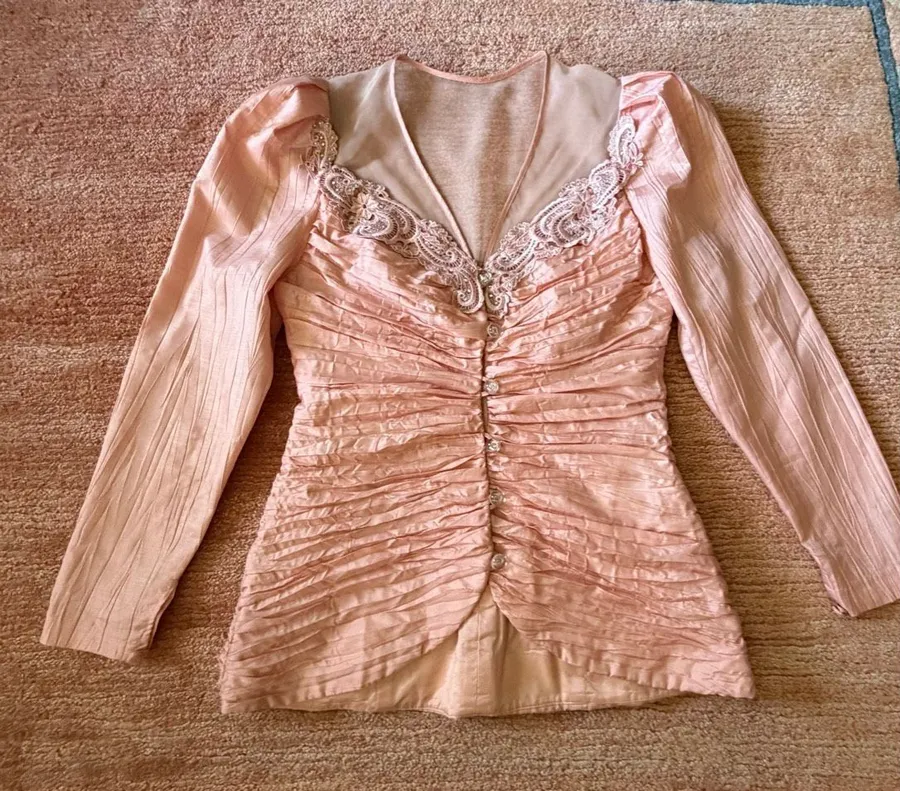 Vintage BB Collections Size 8 Blush Pink Ruched Satin Fitted Evening Jacket