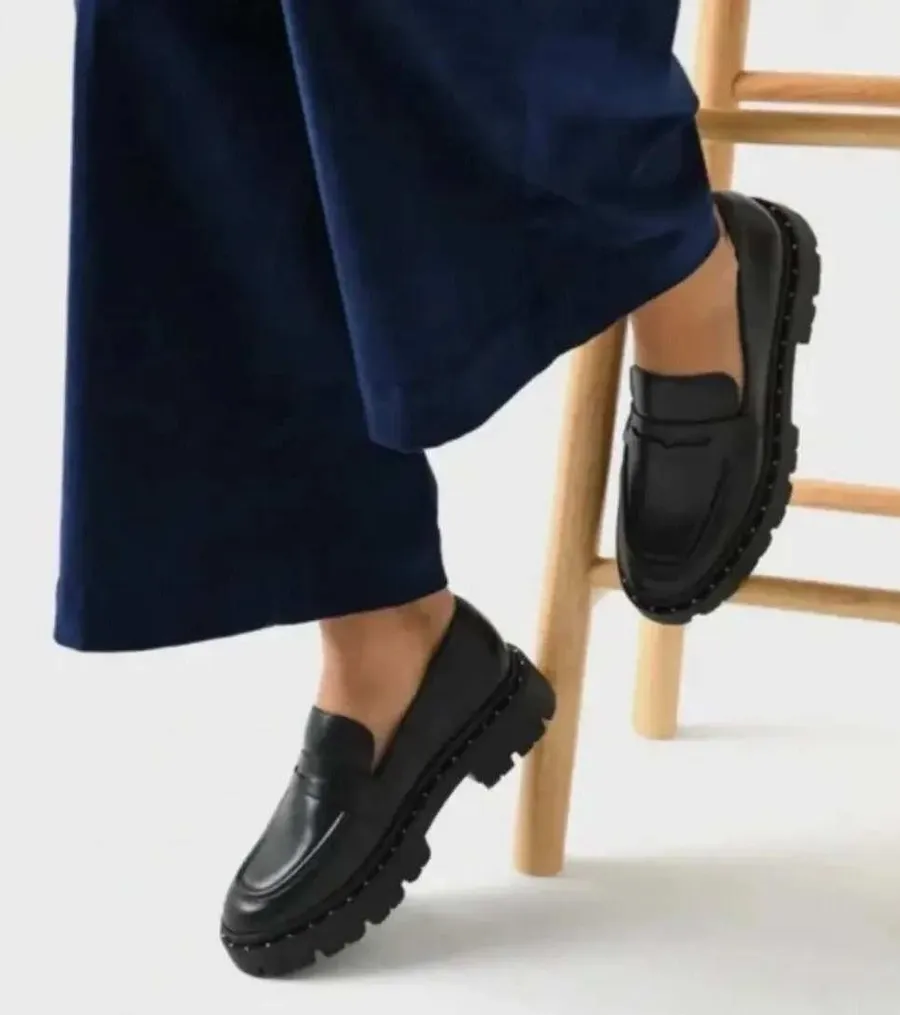 SCHUTZ Evereve Christie Studs Loafer in Black Leather Size US 8 Lug Sole NEW