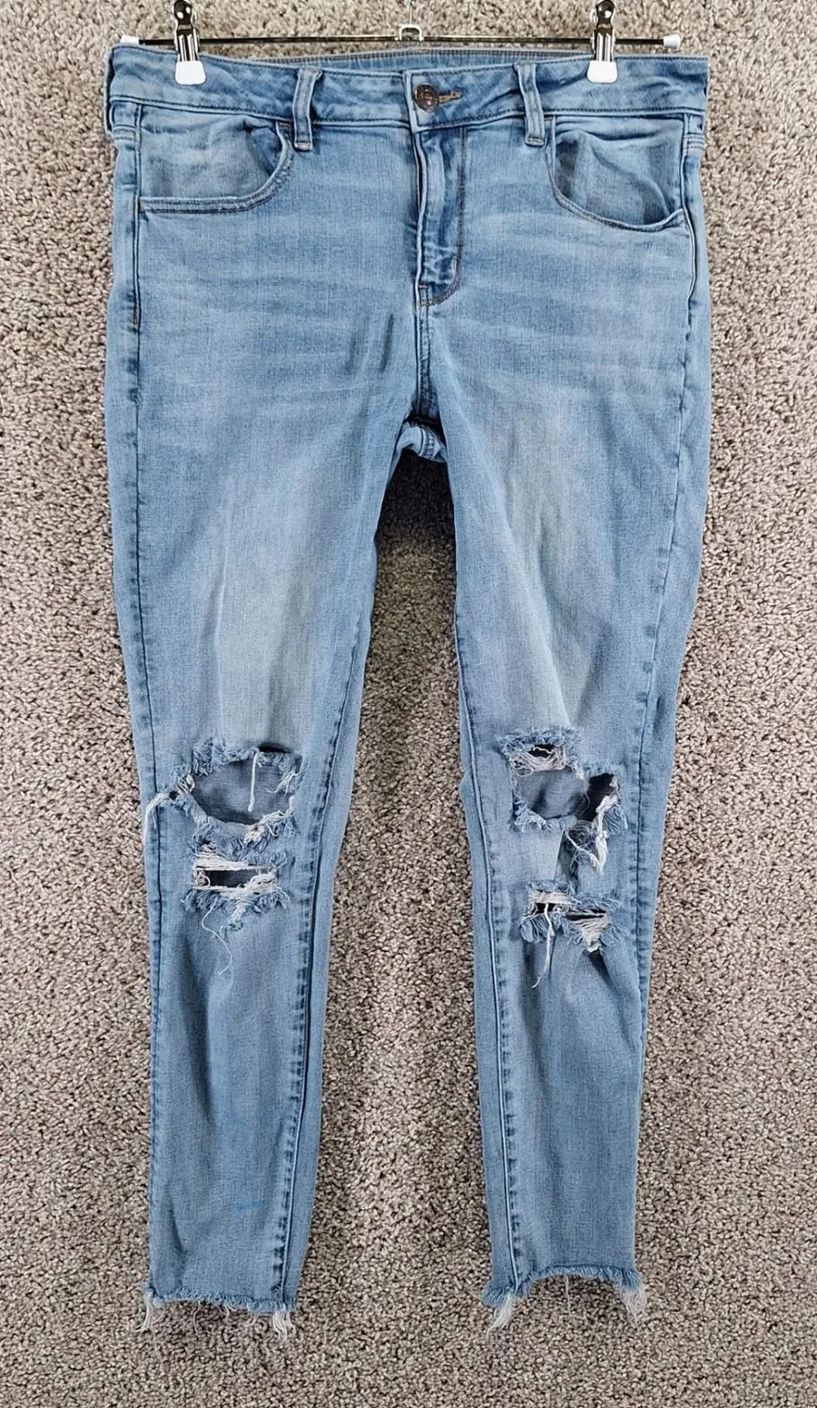 American Eagle Distressed Jeans Womens 12 (Fits 34x27) Medium Wash Super Stretch