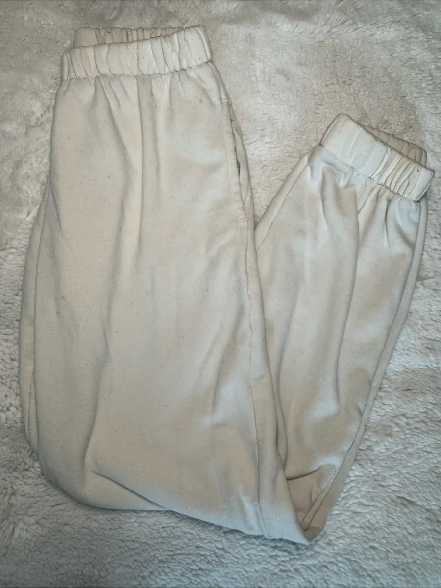 John Galt x Brandy Melville Cream Sweatpants 🤍