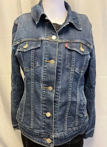 Levi's Women's Blue Denim/Jean Jacket Size M SKU 5629